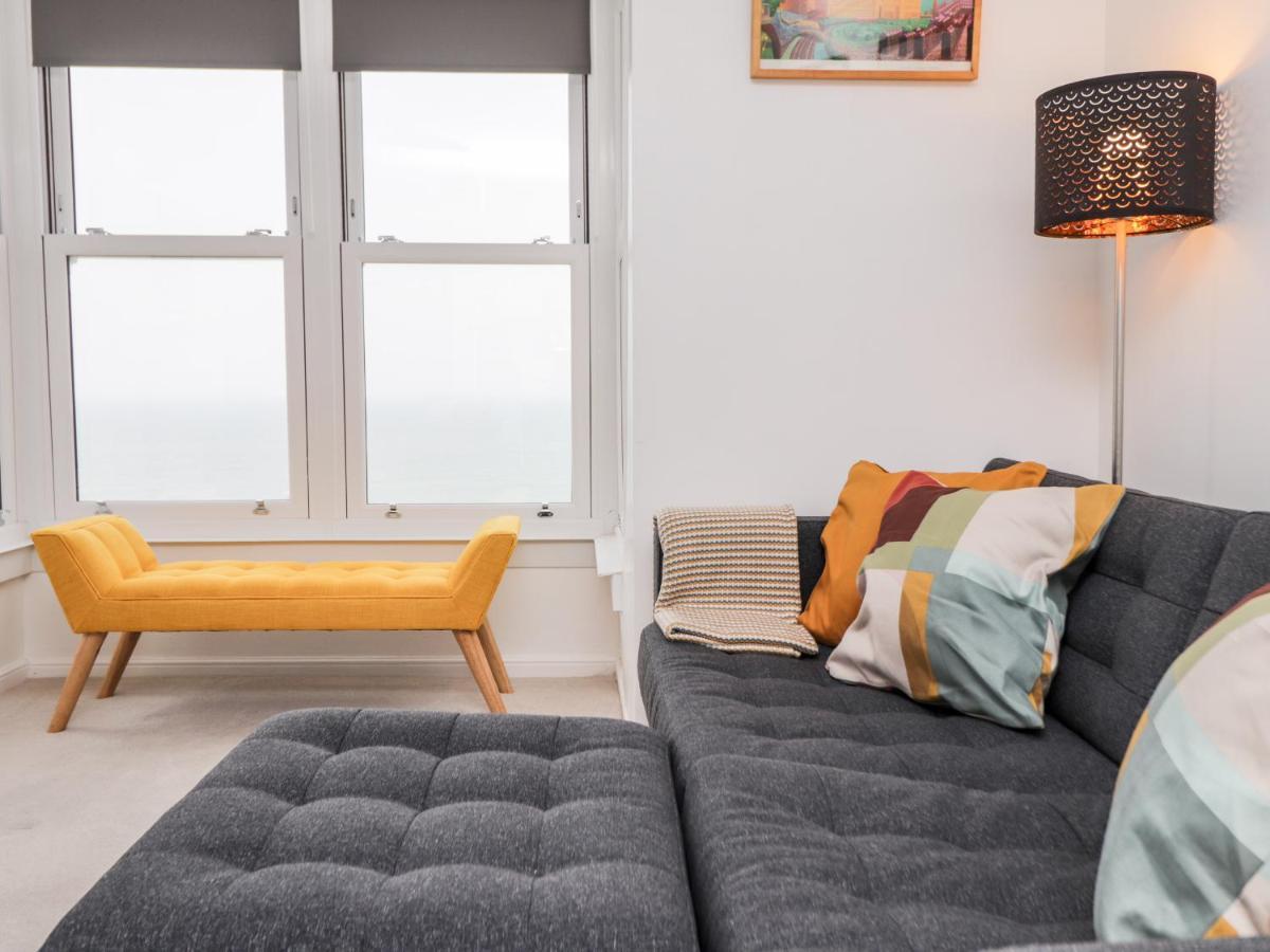 Fairlight View Apartment Фолкстон Екстериор снимка